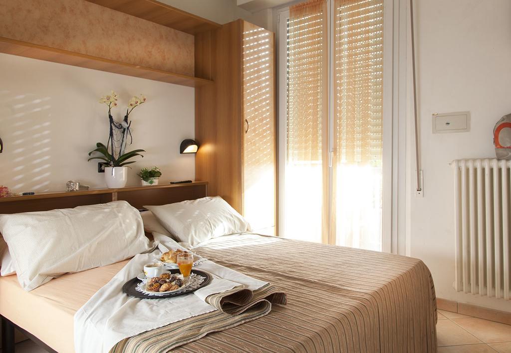 Hotel Verdemare Rimini Luaran gambar