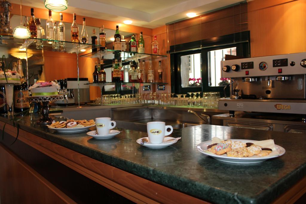 Hotel Verdemare Rimini Luaran gambar