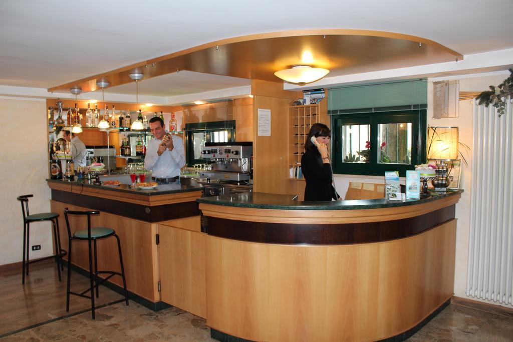 Hotel Verdemare Rimini Luaran gambar
